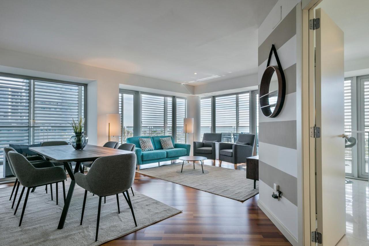 Alcam Llum Deluxe Apartment Barcelona Ngoại thất bức ảnh