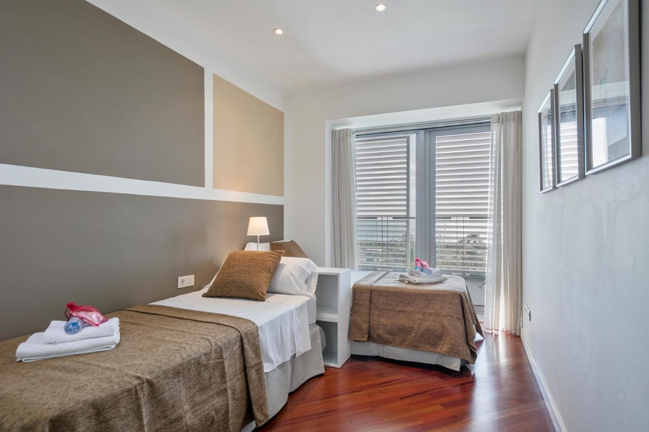 Alcam Llum Deluxe Apartment Barcelona Ngoại thất bức ảnh