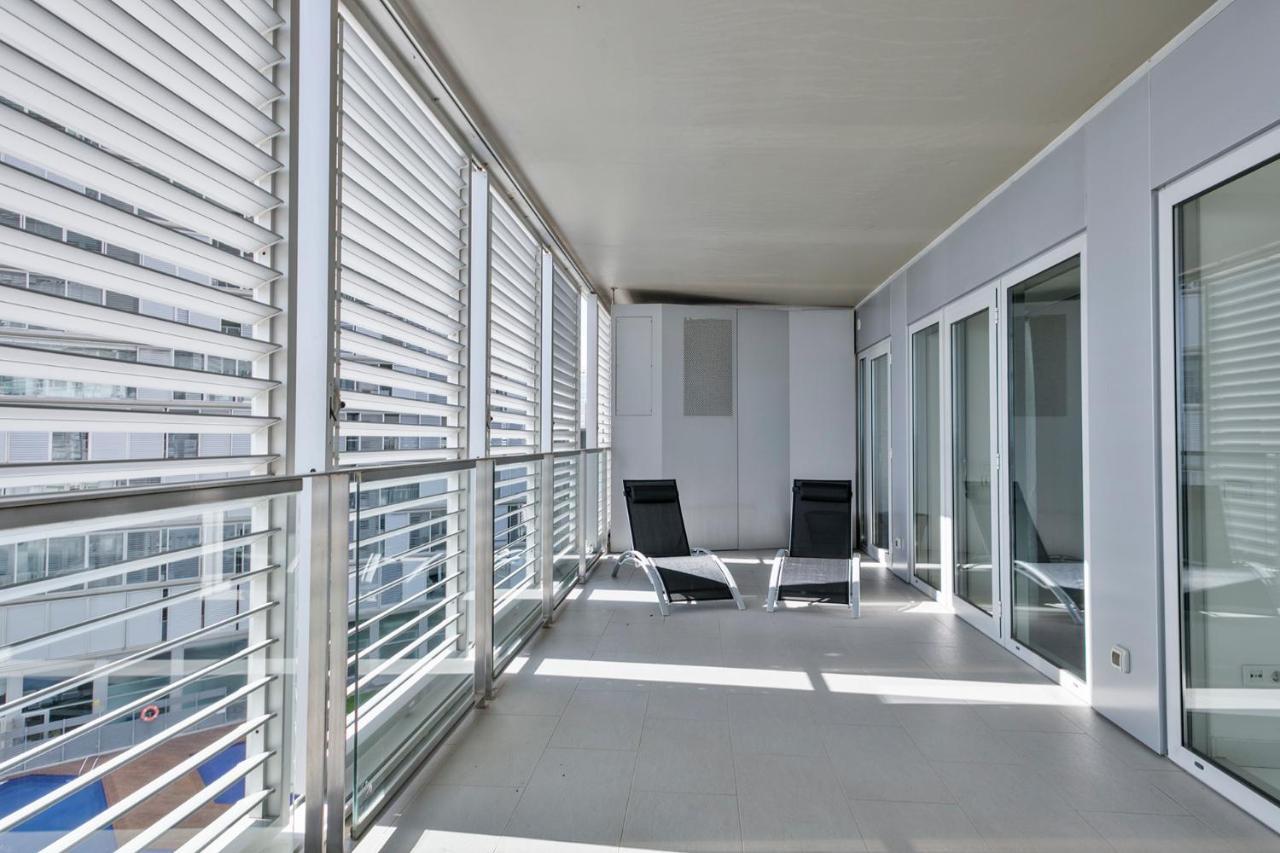 Alcam Llum Deluxe Apartment Barcelona Ngoại thất bức ảnh